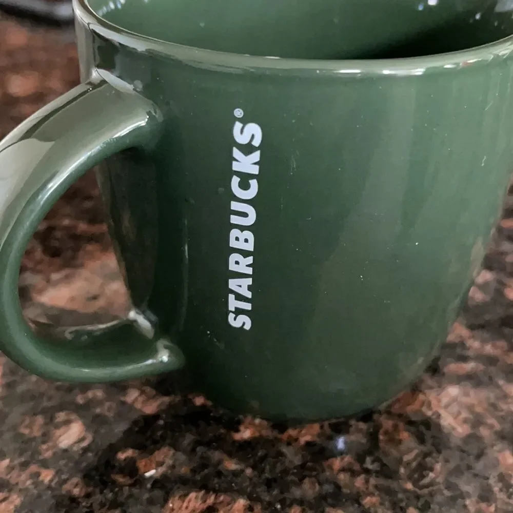 Starbucks Green Holiday Mug 14oz Snowflakes